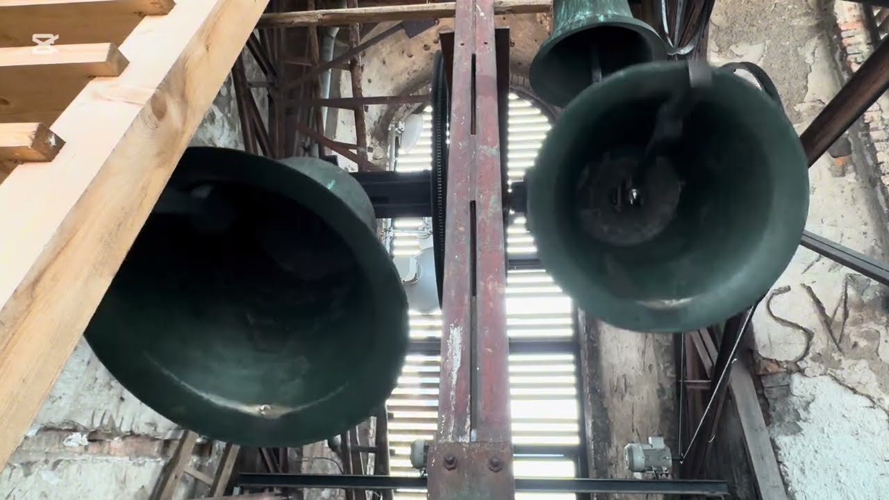 Rajhrad (CZ) Benediktinský klášter (Klášter) sv. Petra a Pavla - zvony 