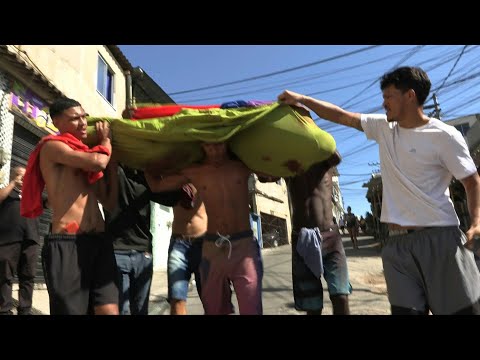 Pelo menos 18 mortos em operação policial no Complexo do Alemão | AFP