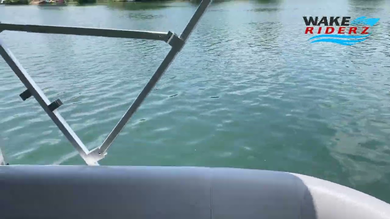 Full Sun Shading Boat Rentals on Lake Austin | Enjoy Lake Austin with Wake Riderz