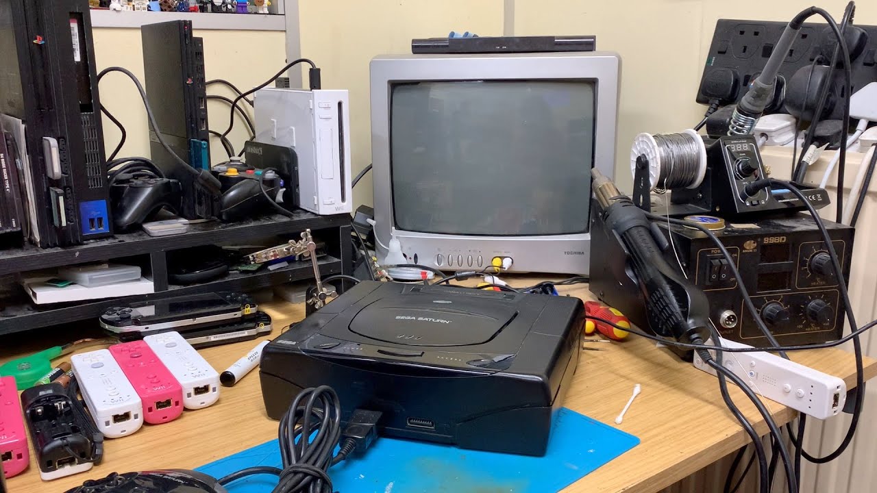 Sega Saturn Switchless Multi region and 50 : 60 Hz modification