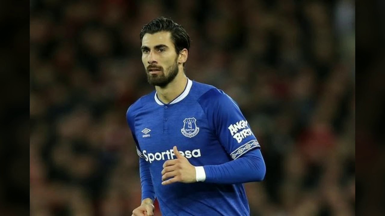 video player André Gomes ( Éverton - Inglaterra ) faces PES 2013