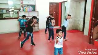 Dekho Dekho Kya Wo Ped He