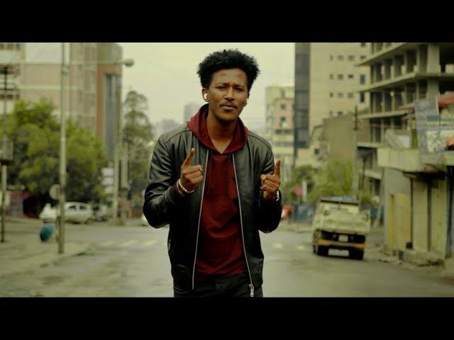 አምነዋለሁ - ኤባ ዳንኤል Amnewalehu - Ebba Daniel [Official Video] class=