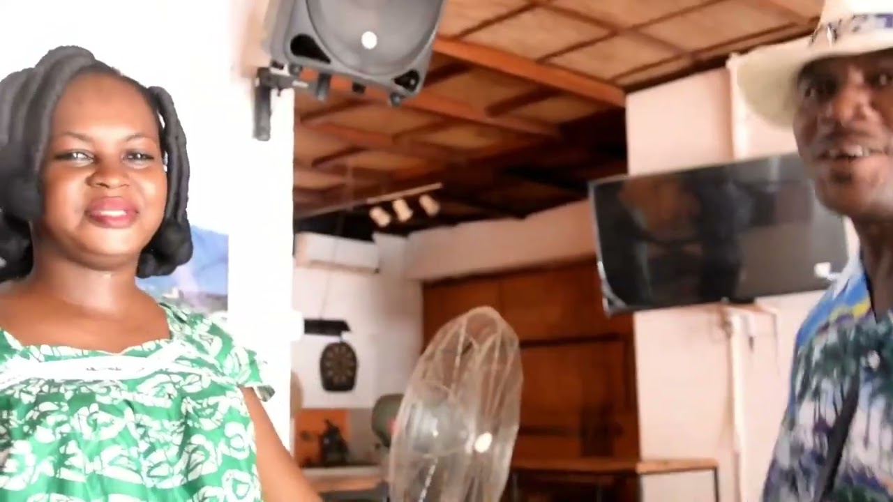 Joël Pago - Dieu est merveilleux 