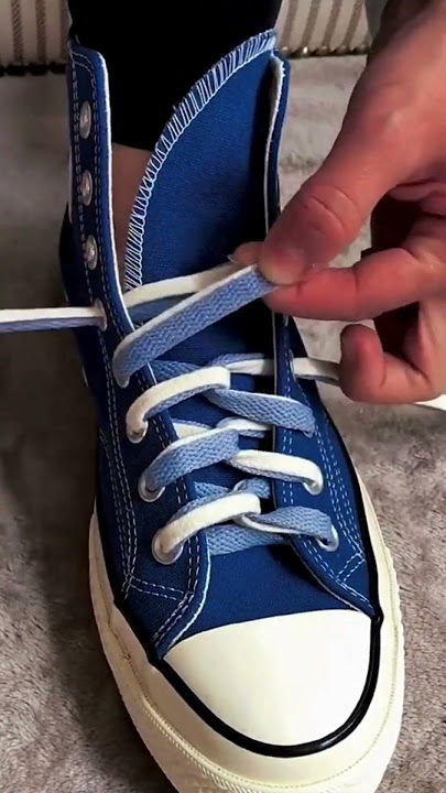 How to Lace High Top Converse with Two Colors #converseshoes #converse #shoelacetying #shoelaces