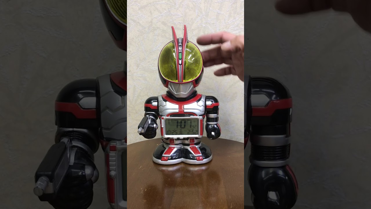 仮面ライダー555（ファイズ）目覚まし時計 - YouTube