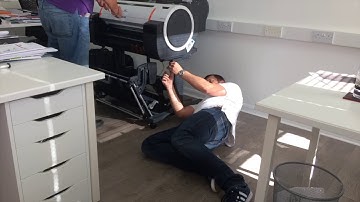 How to install a Canon iPF670 in 30 seconds