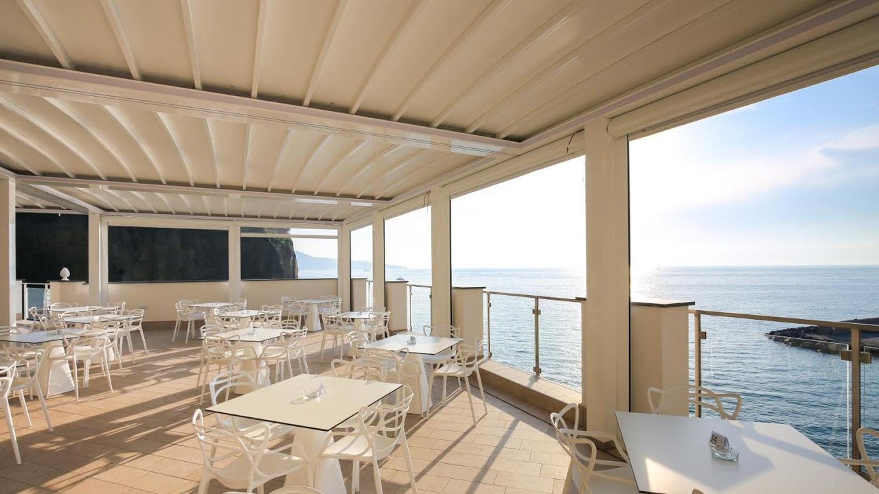casa a mare sorrento italy