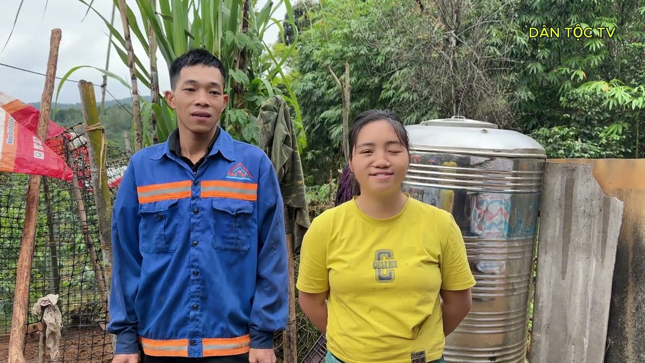 Đến thăm hai cháu để xem tình hình của hai cháu như nào 