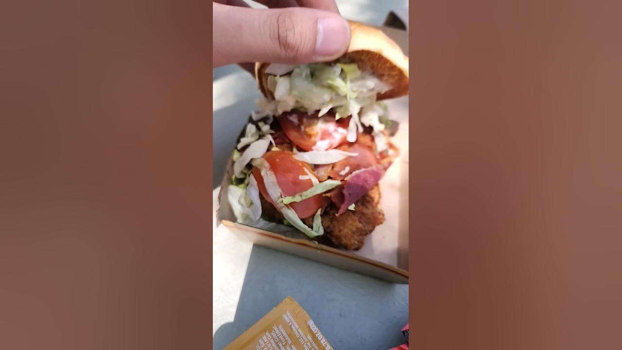 Bacon Ranch McCrispy chicken sandwich lookthrough (part 1) McDonald's