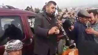 kırmızı gül demet demet davul zurna