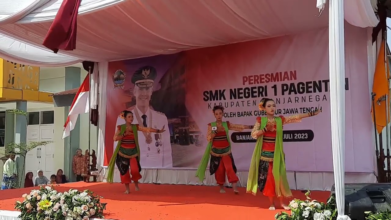 Tari LENGGASOR dari SMKN 1 SUSUKAN