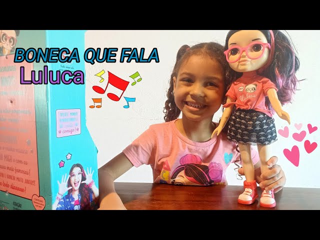 Boneca Luluca Canta e Fala