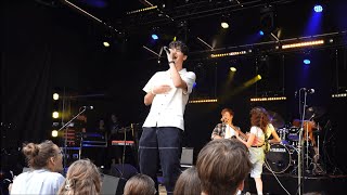 Download Lagu Plug in Baby - KeyCult Cover at Zomerparkfeest MP3