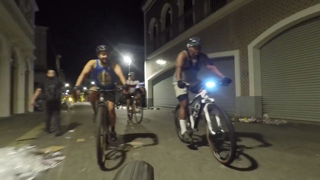 A Noite de Bike na Ilha de São Luís do Maranhão Centro Histórico