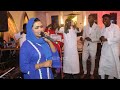 الفنانه السودانية دره ماجد واغنيــة بقيت تمر بينا مع العازف 