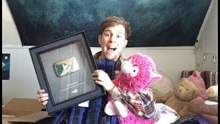 SILVER PLAY BUTTON UNBOXING!