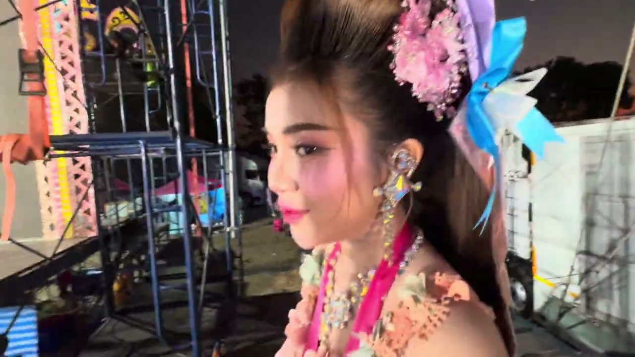 เว้านัวหัวม่วนเต้ยลาคับผม 😃😀