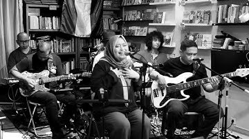 BETAH - TYA SUBIAKTO & ALEX KUPLE - LIVE AT KIOS OJO KEOS