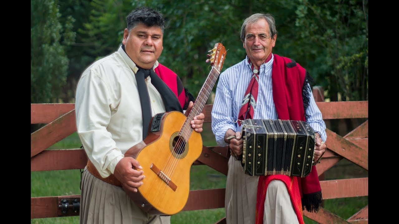 Mate Amargo (Ranchera) - Cacho Di Tocco y su Bandoneón