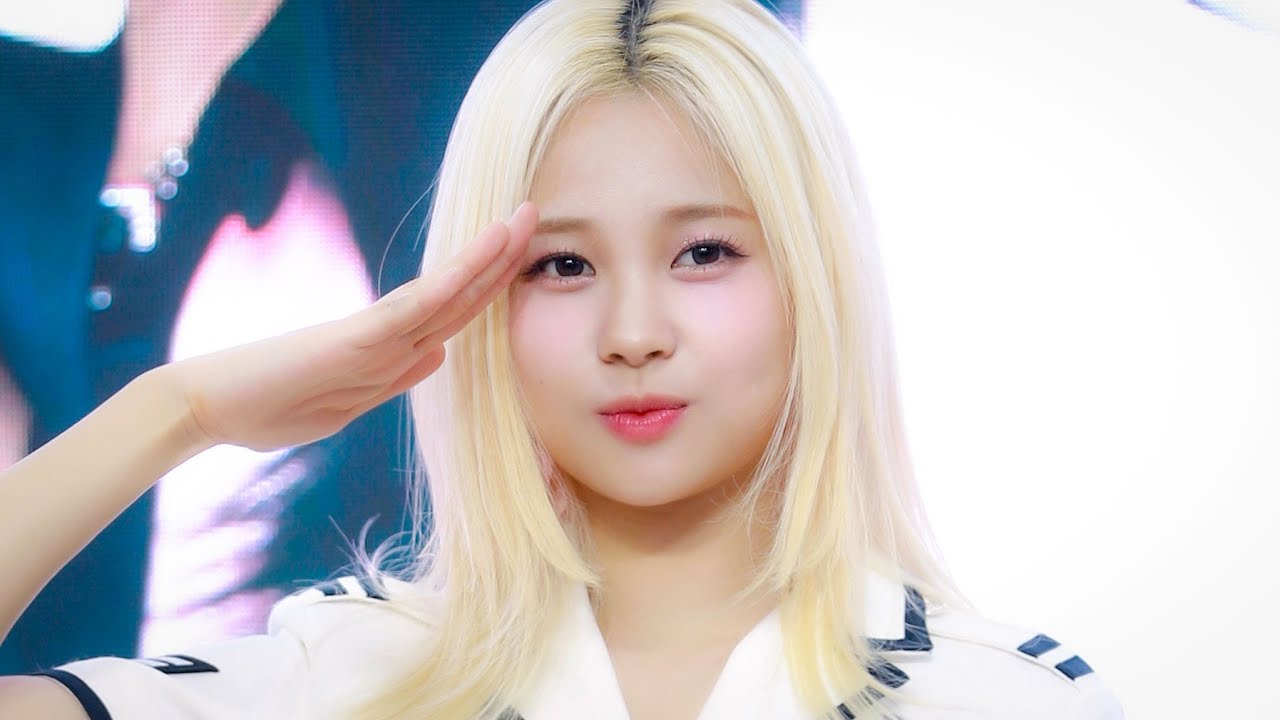 [4K] 240726 위클리 지한 팬사인회 직캠 (Weeekly JIHAN FanCam)