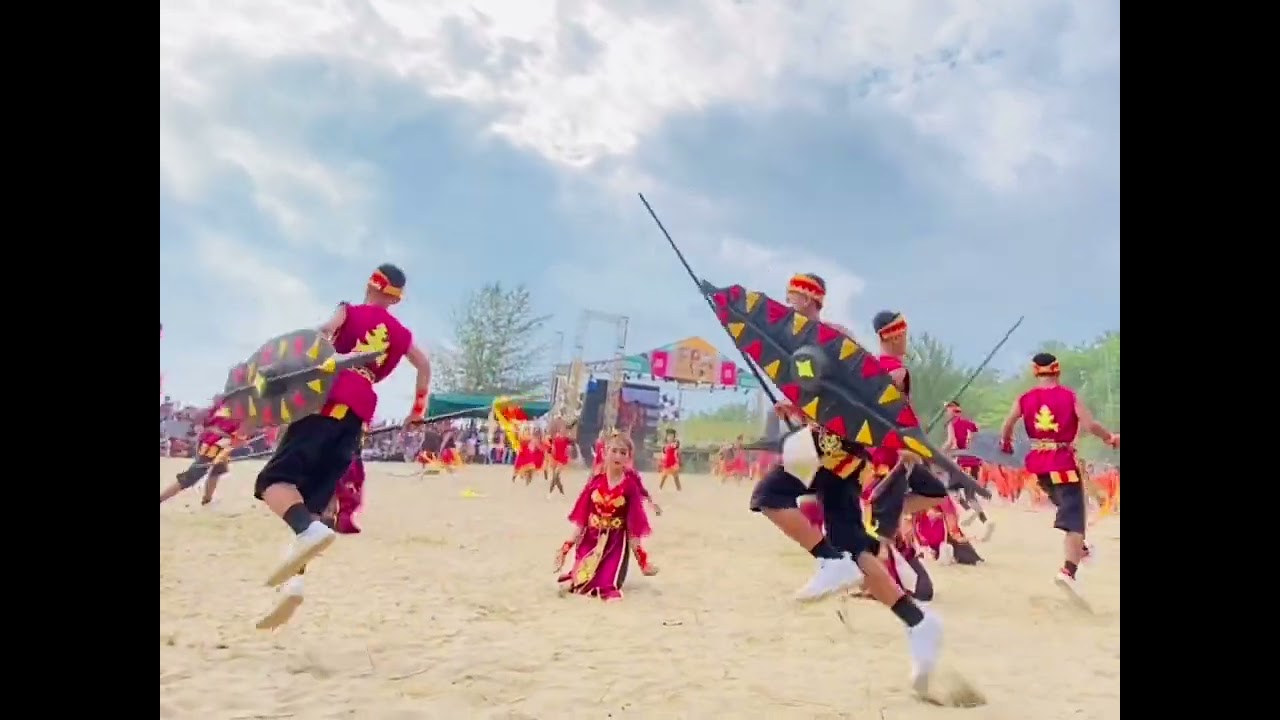 PENAMPILAN MEMUKAU SANGGAR WENARI - JUARA 1 AEKHULA MANARI 2024 (FESTIVAL PESONA AEKHULA NIAS BARAT)