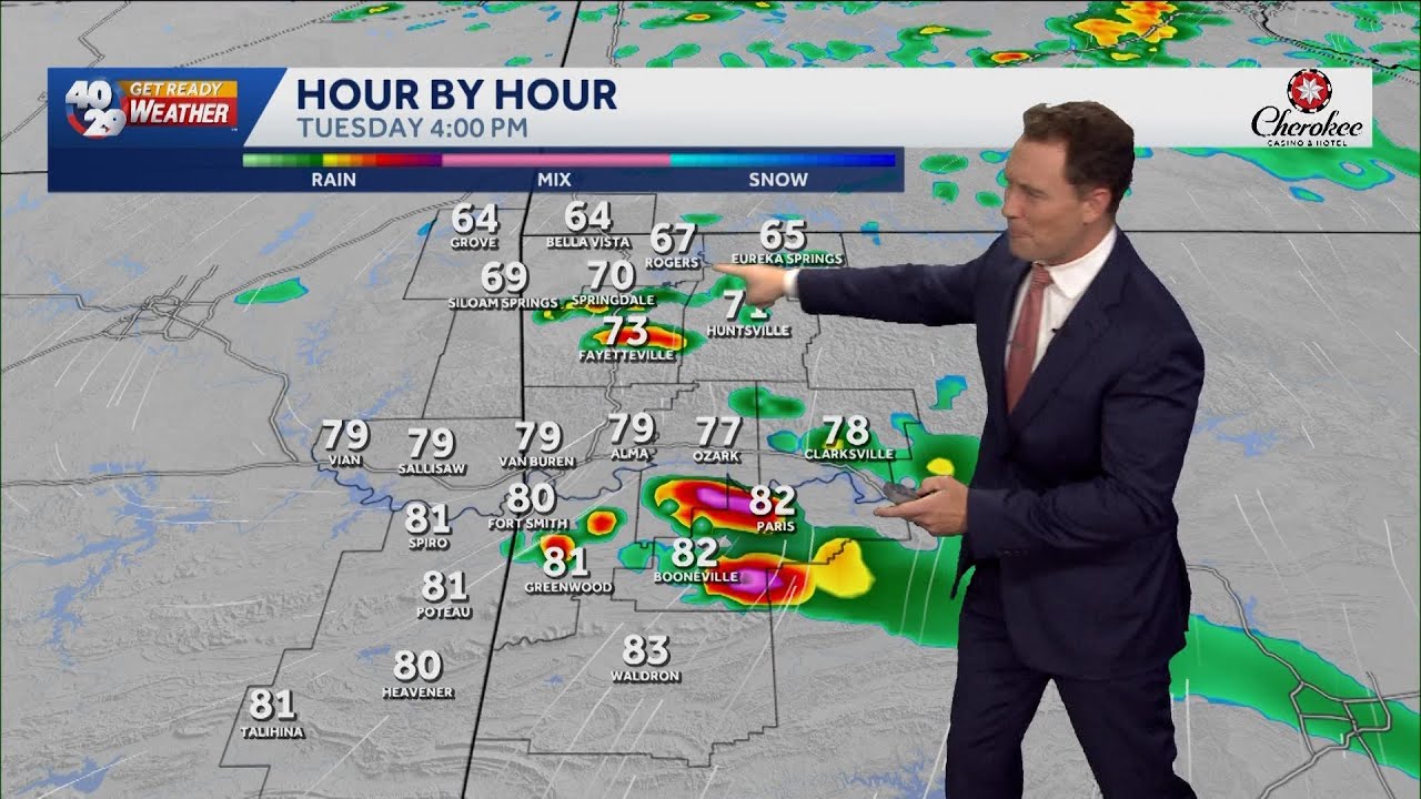 Strong storms overnight in Tuesday possible - YouTube