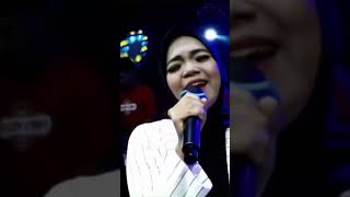 Download Lagu WUEEEENNAAKKK ❗SETANGKAI BUNGA PADI #shorts#dangdut#viral#laguklasik#diangendis#ungarantimur MP3