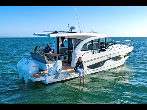 Beneteau Antares 11 (36') Walkthrough, Maneuvering, and details.