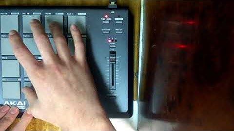 Siout - Mystic and Mysterious (live AKAI MPD18 performance | Original song)