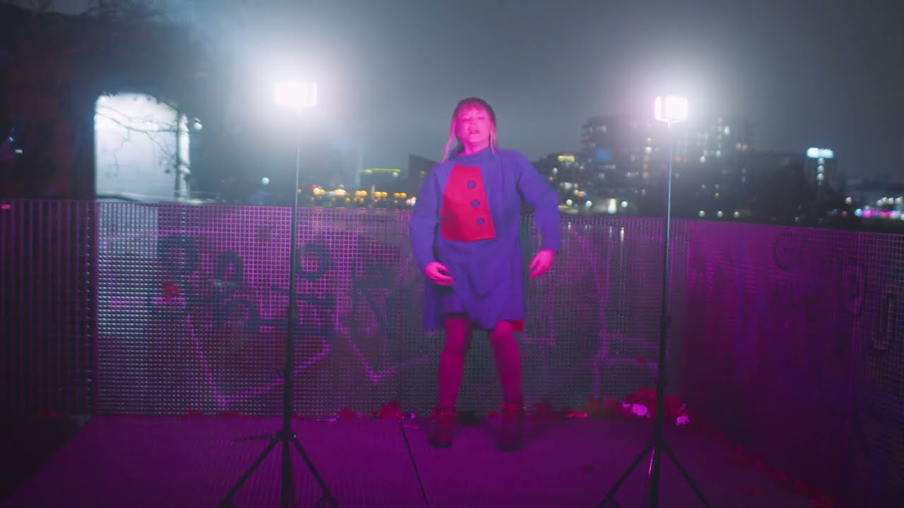 Wallis Bird - What's Wrong With Changing? (Official Video)