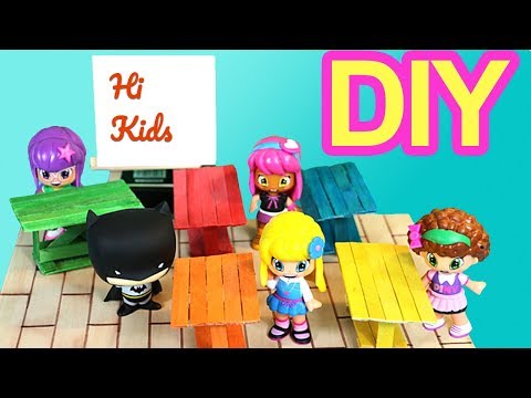 Easy Crafts to do to play if you are bored: dolls school . Easy DIY crafts