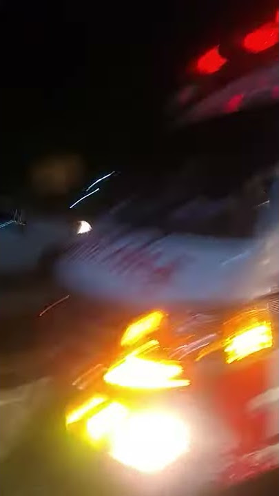 pengawalan ambulance malam hari