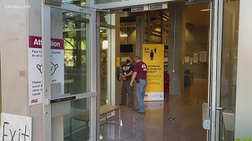 Arizona State University students move into dorms