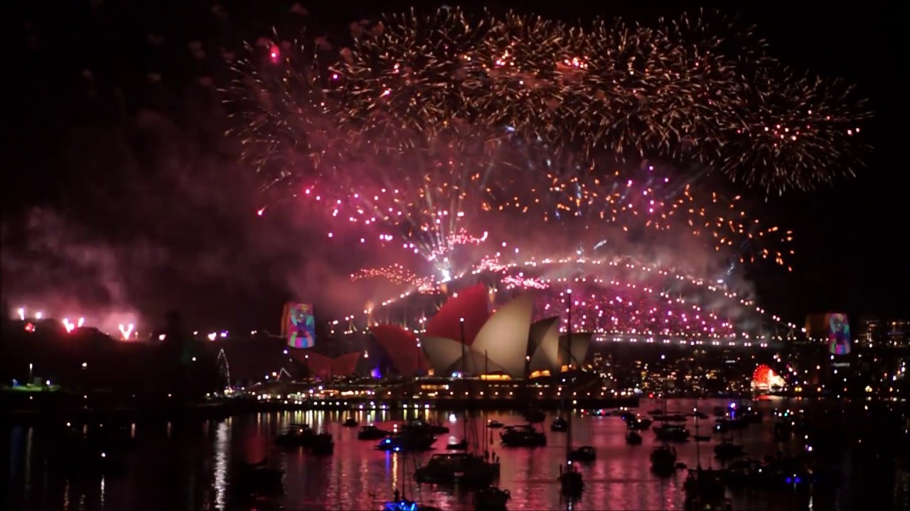 2019 Sydney New Year’s Eve Fireworks (Mrs Macquarie Chair Viewpoint). YouTube 2019 Sydney New Year’s Eve Fireworks (Mrs Macquarie Chair Viewpoint). YouTube