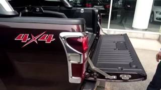 Isuzu V Cross  soft touch close and open screenshot 4