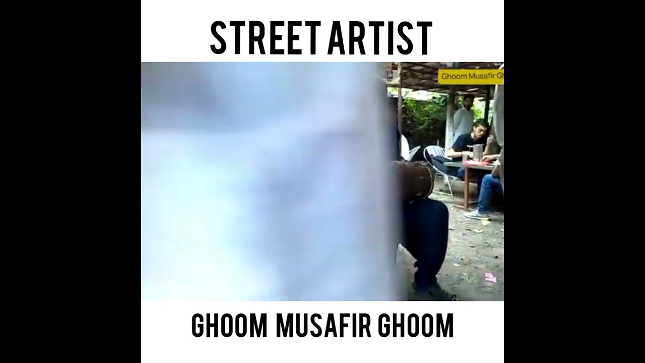 Street Artist in Pakistan