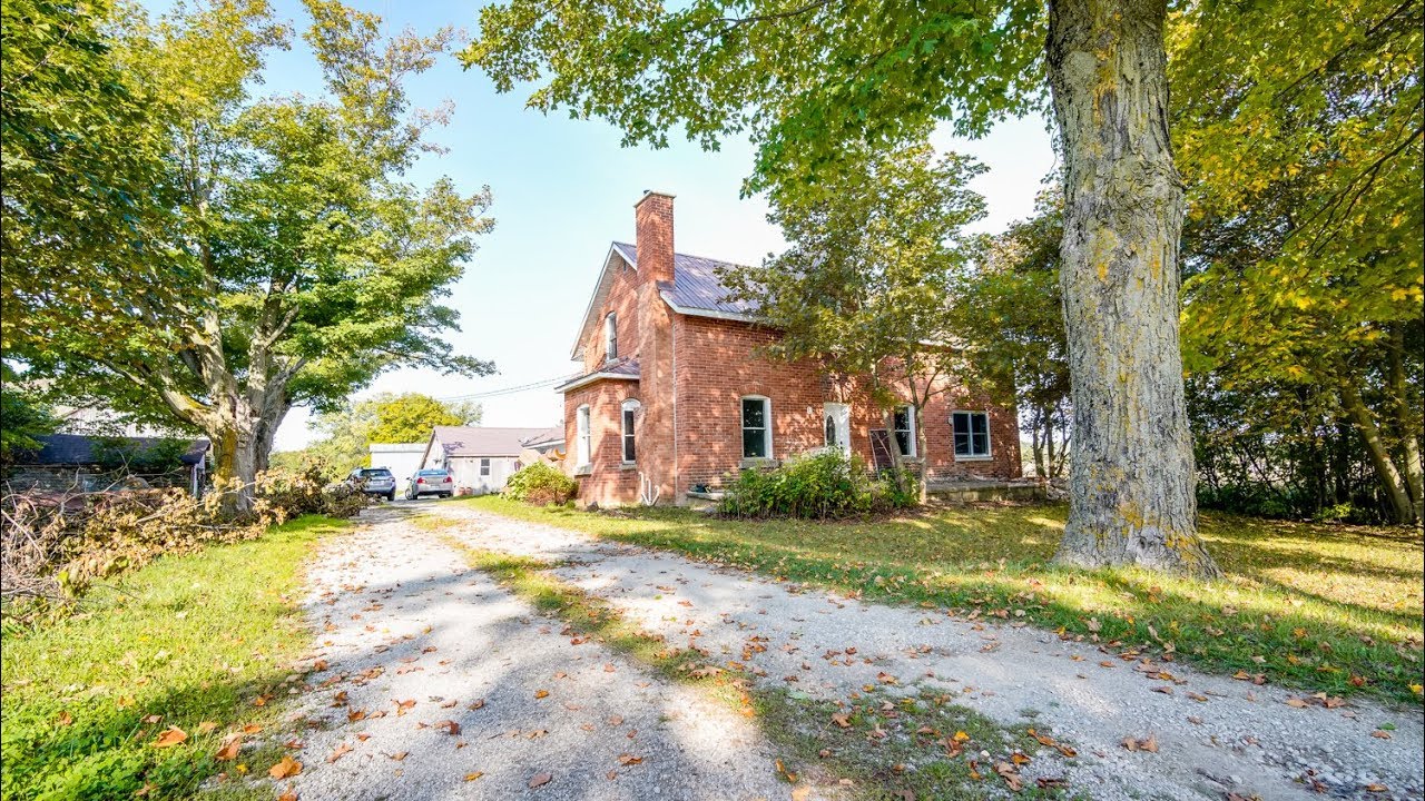 Renovated Farm House with Hundreds of Acres for Sale 330160