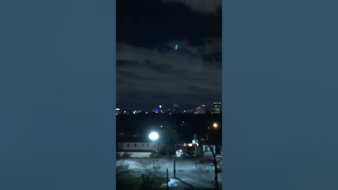 2020 Houston New Year’s Eve Fireworks with bonus UFO? Idk - YouTube