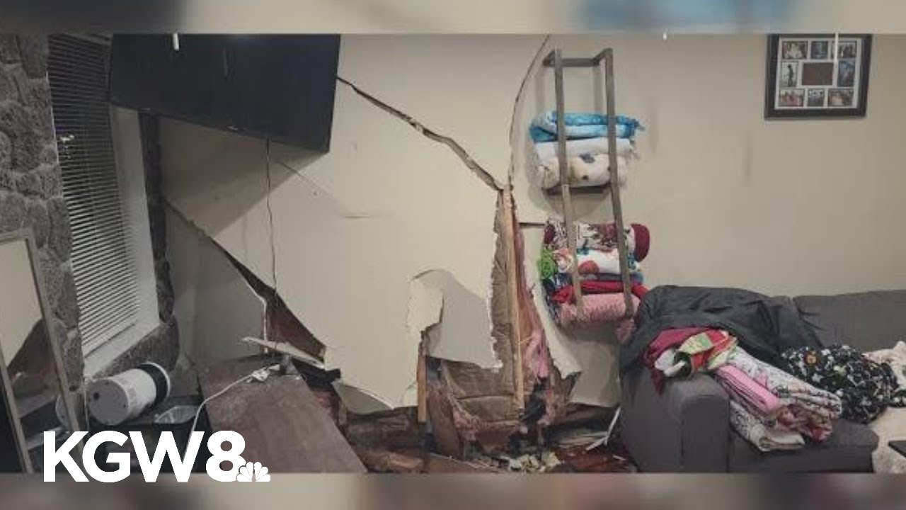 Portland family displaced after drunk driver crashes into home - YouTube