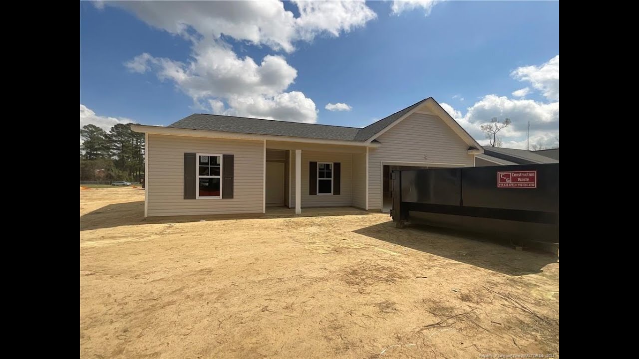 212 Washington Street, Parkton, NC 28371