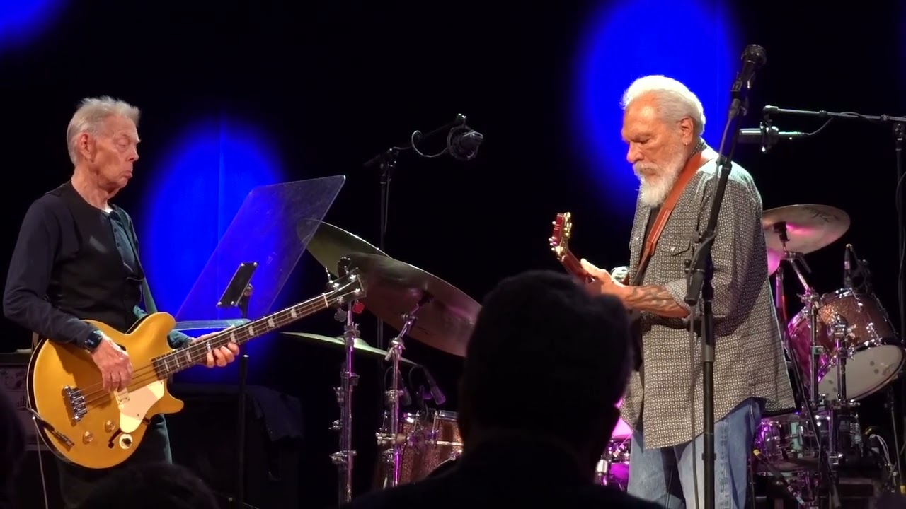 Hot Tuna @ College Street Music Hall, New Haven, CT 09/27/23 