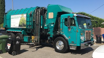 36769 - Shiny Peterbilt Amrep Garbage Truck