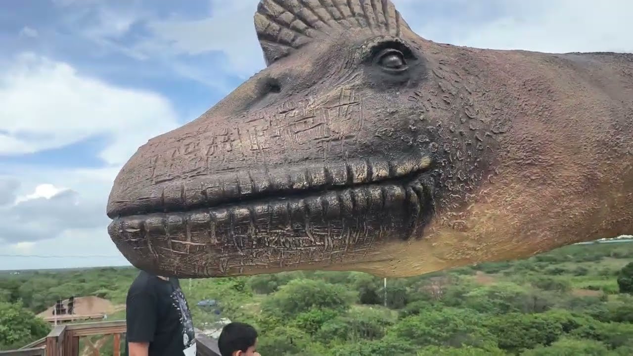 ✅ DINOSSAURO  em Natal RN na Lagoa de velhos Natal RN. #Uber 99Pop..