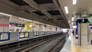 東武アーバンパークライン10000系11652F編成柏駅入線。