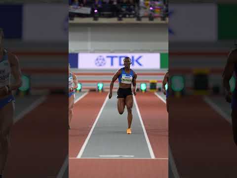 Julien Alfred charges to Indoor gold in Glasgow 😤