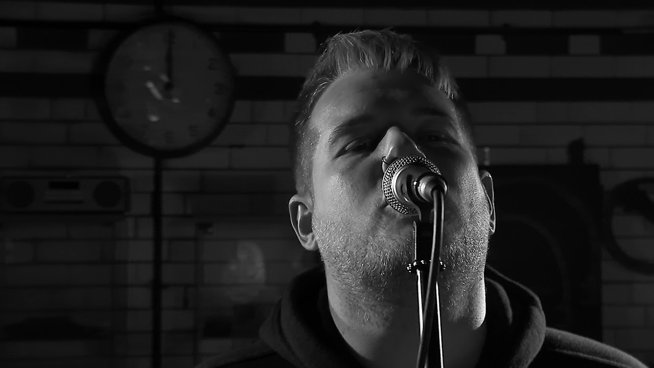 Fair Do's - 1000 Miles (Official Video)