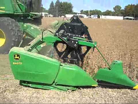 Demo of the NEW John Deere 640FD flex draper head