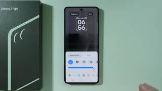 Samsung Galaxy Z Flip 7 & 7 FE: How to Change Lock Screen Clock (Font, Color, Size, Style) screenshot 5