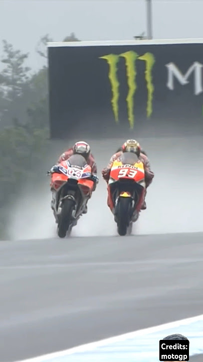 OMG 🤯 Marquez Vs dovizioso ⚔️ last moment for win ⚔️|| #racing #motogp #motosports
